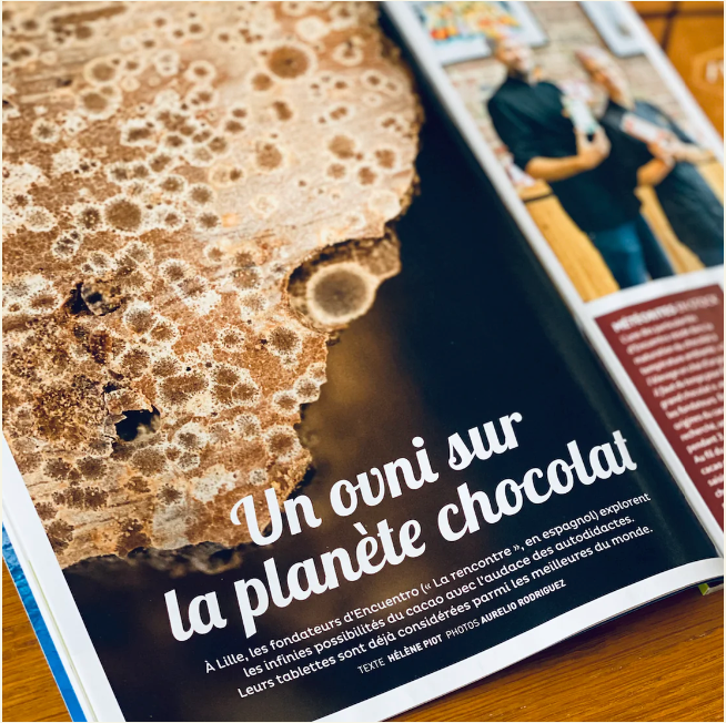 "Un OVNI sur la planète chocolat !" 6 pages dans REGAL magazine