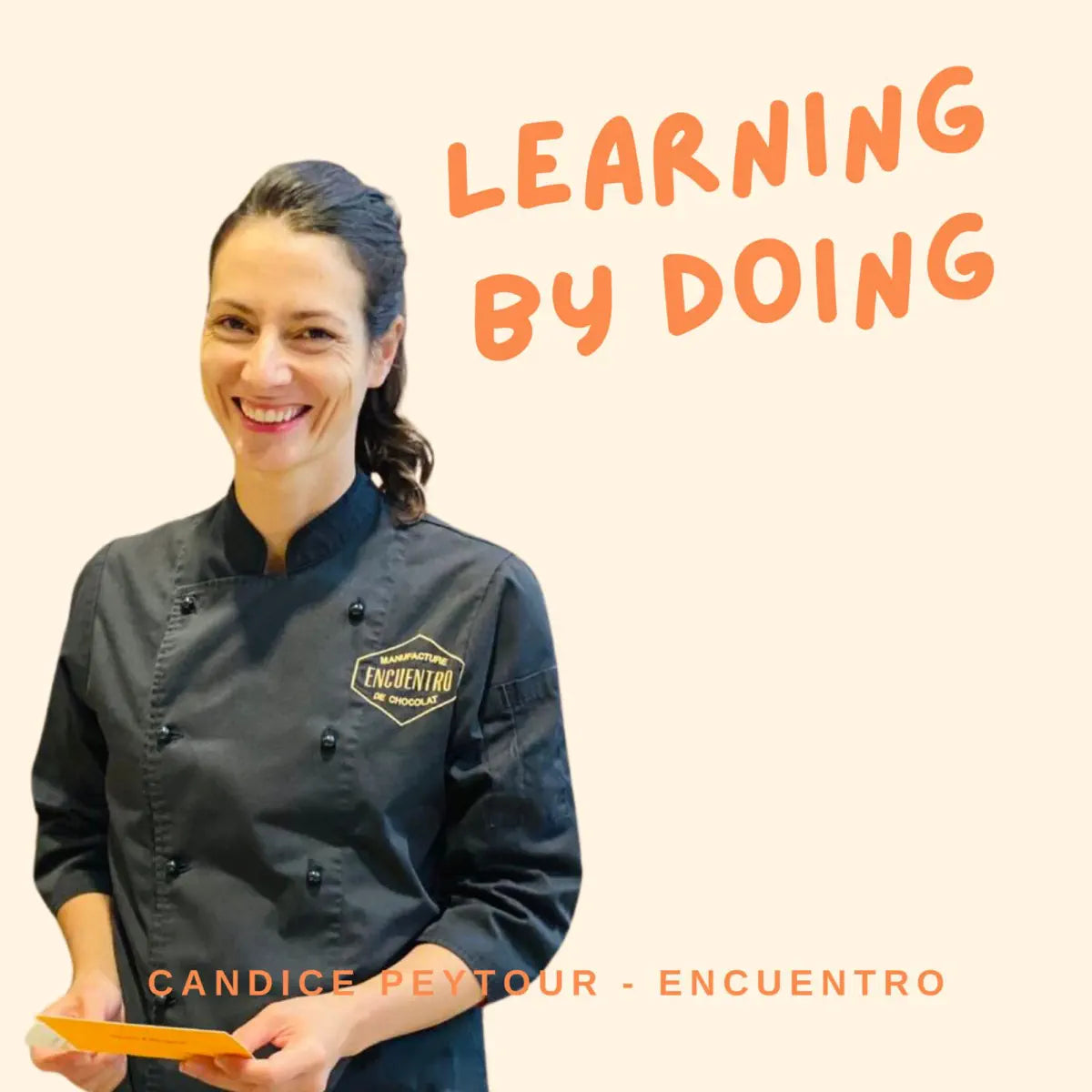 Candice au micro du podcast Learning by Doing !