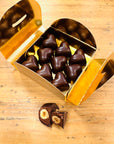 9 Cœurs Rocher Intense avec noisette entière