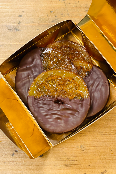 Tranches d'orange confites bio enrobées de chocolat - 4 pièces